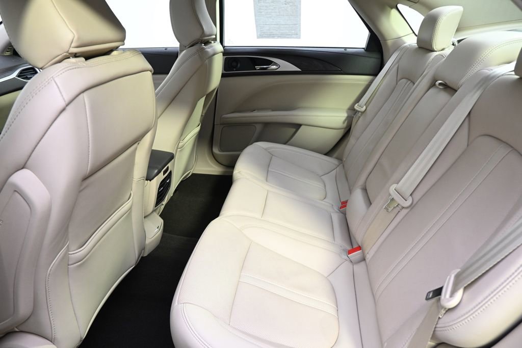 Used 2020 Lincoln MKZ Reserve w/ Elements Package image 21