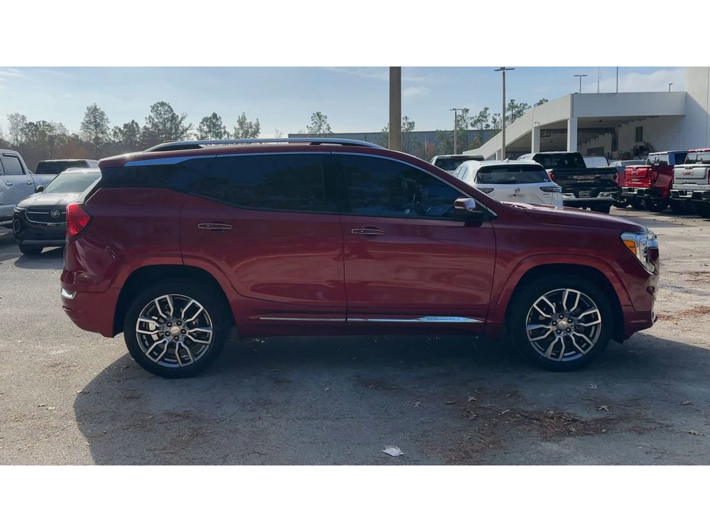 Certified 2022 GMC Terrain Denali w/ Denali Premium Package image 9