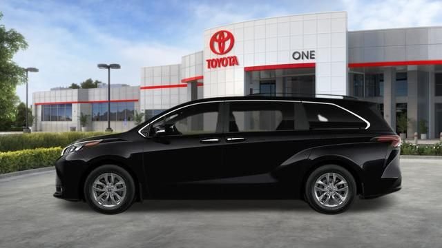 New 2026 Toyota Sienna XLE FWD image 37
