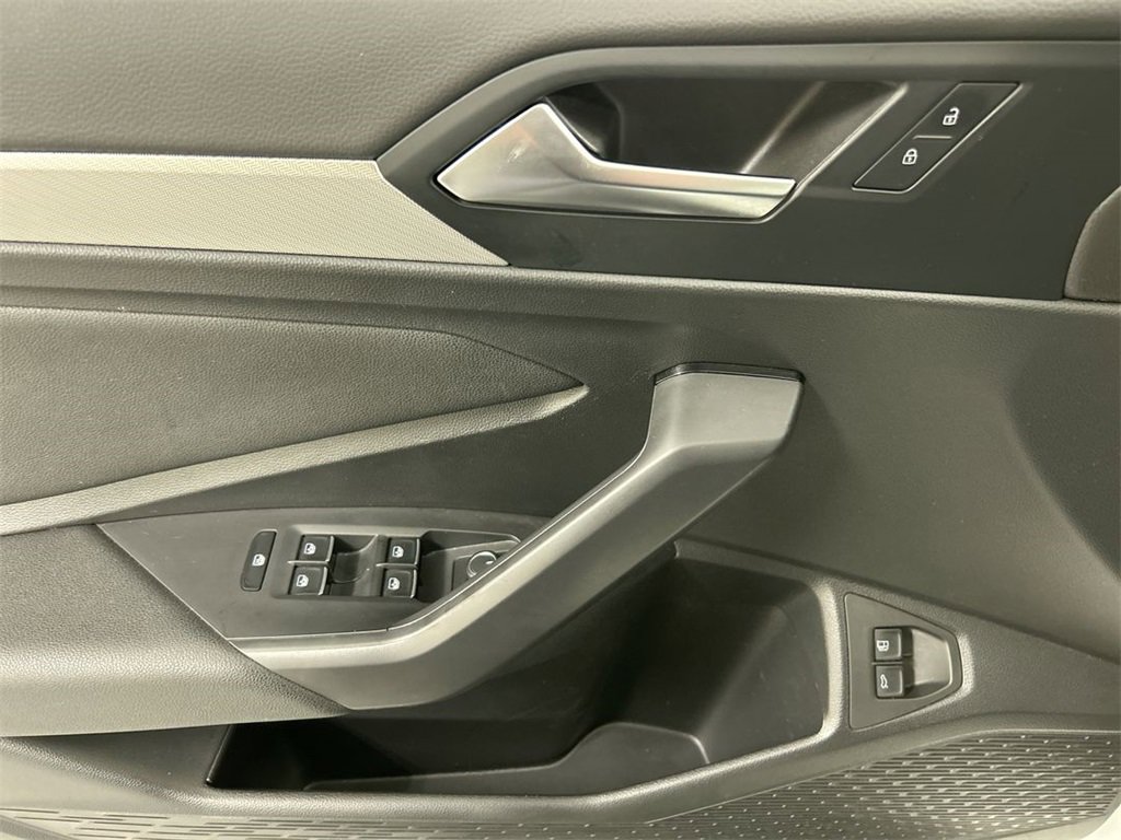 Used 2021 Volkswagen Jetta S image 11