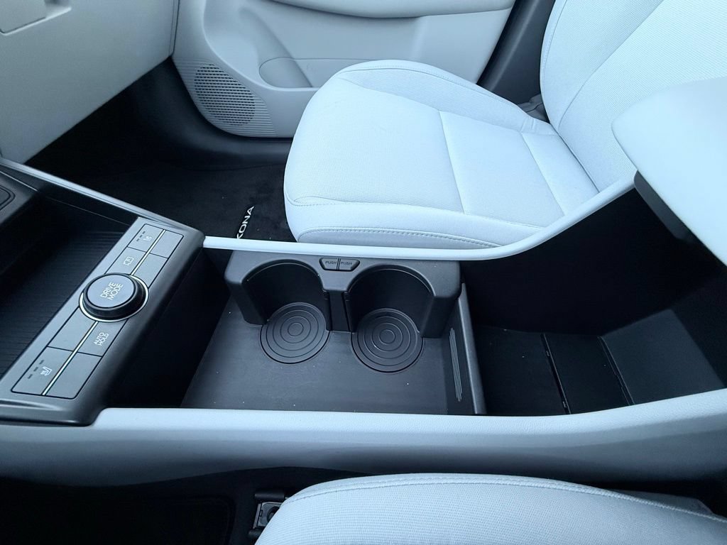 New 2025 Hyundai Kona SEL FWD image 19