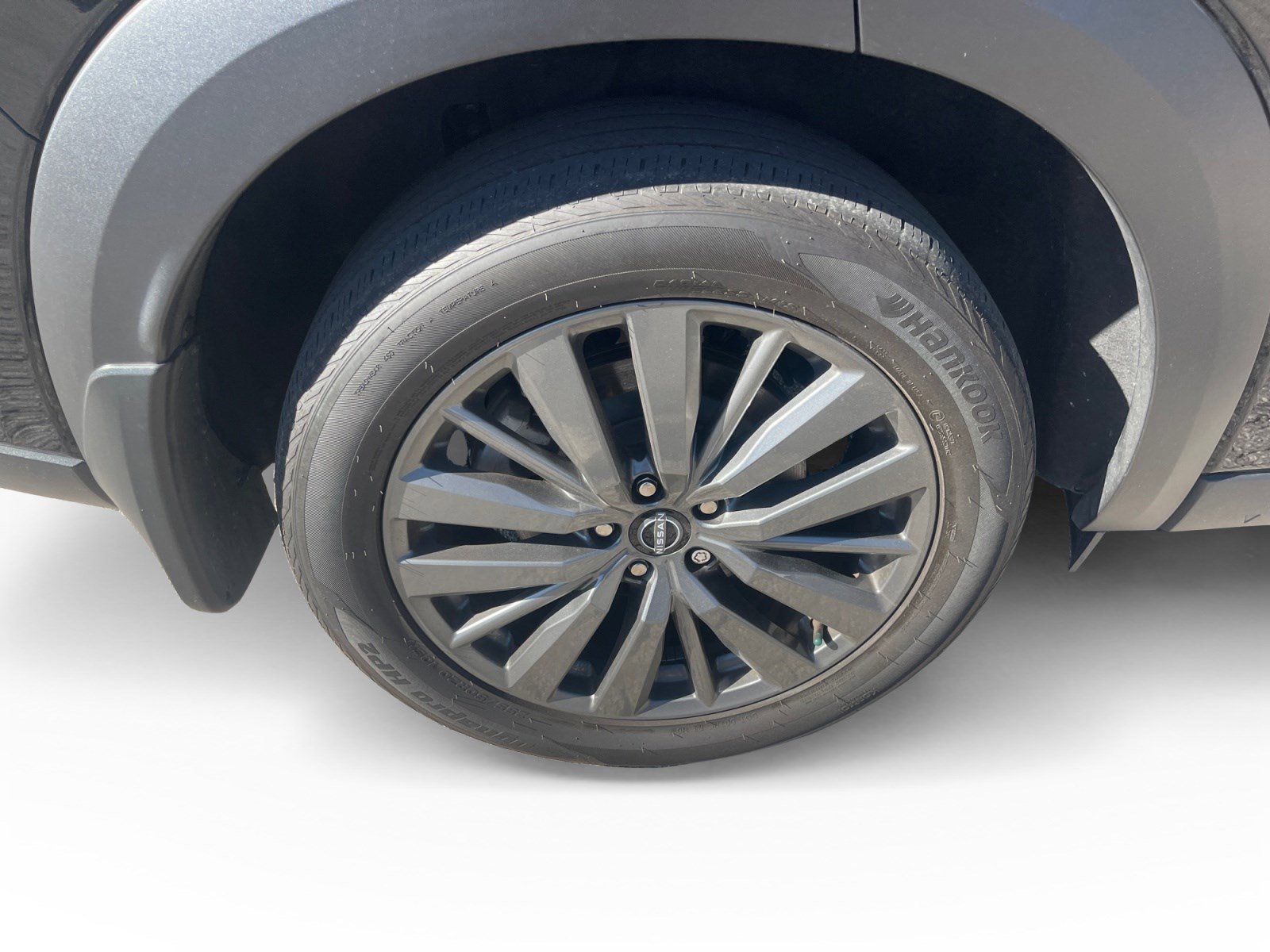 Used 2024 Nissan Pathfinder SL w/ SL Premium Package image 16