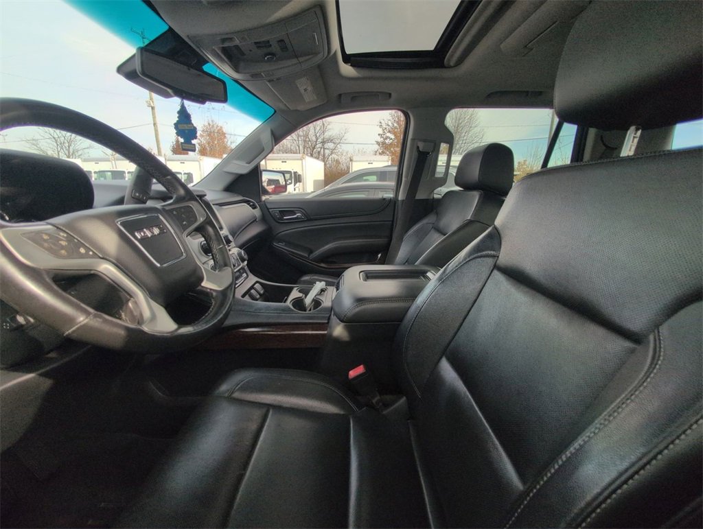 Used 2015 GMC Yukon SLT image 16