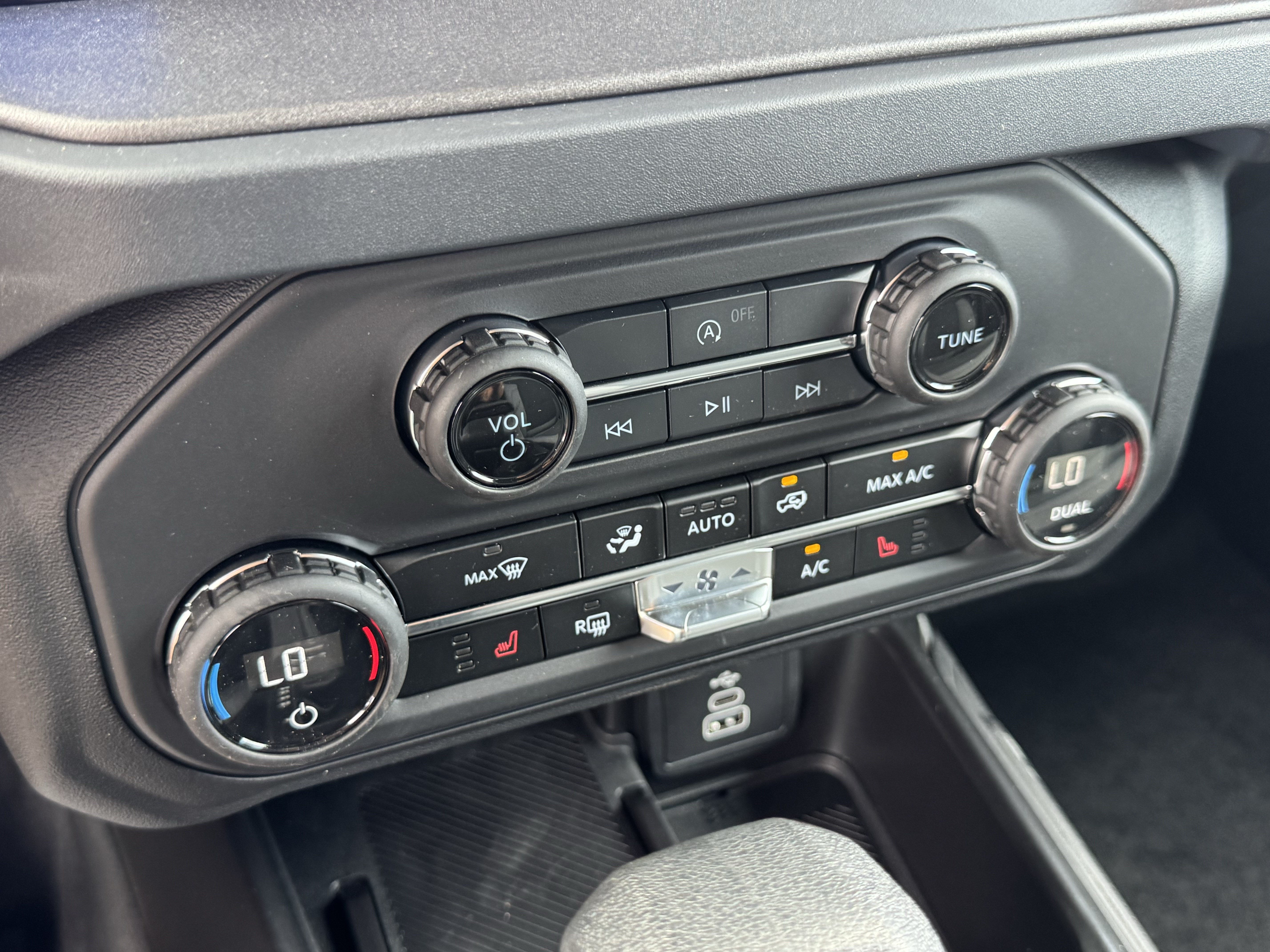 New 2026 Ford Bronco Big Bend AWD/4WD image 15
