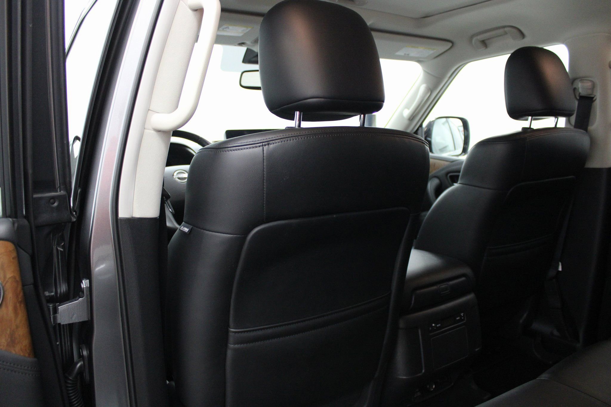 Used 2024 Nissan Armada SL image 20