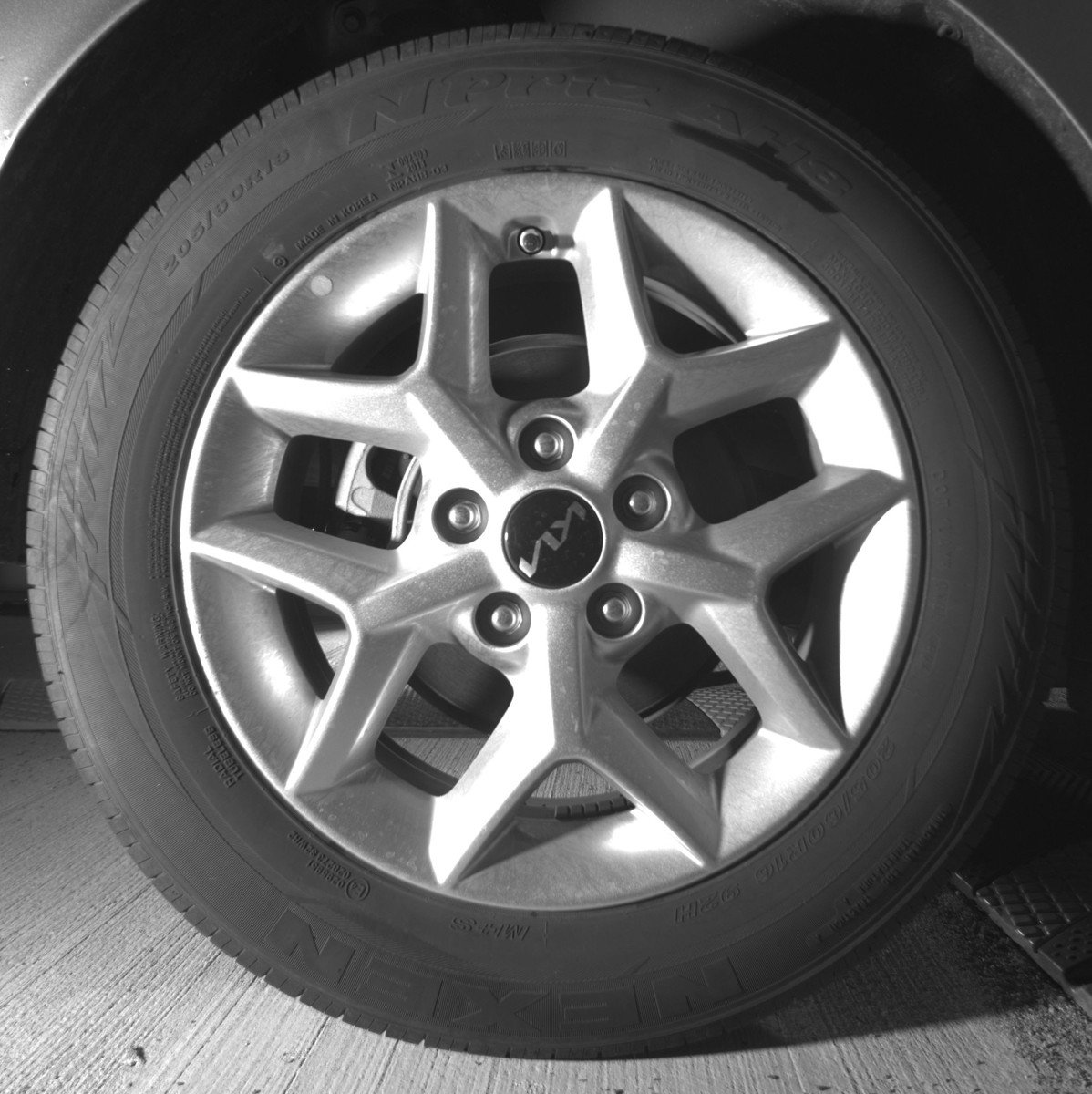 Used 2025 Kia Soul LX w/ LX Technology Package FWD image 15