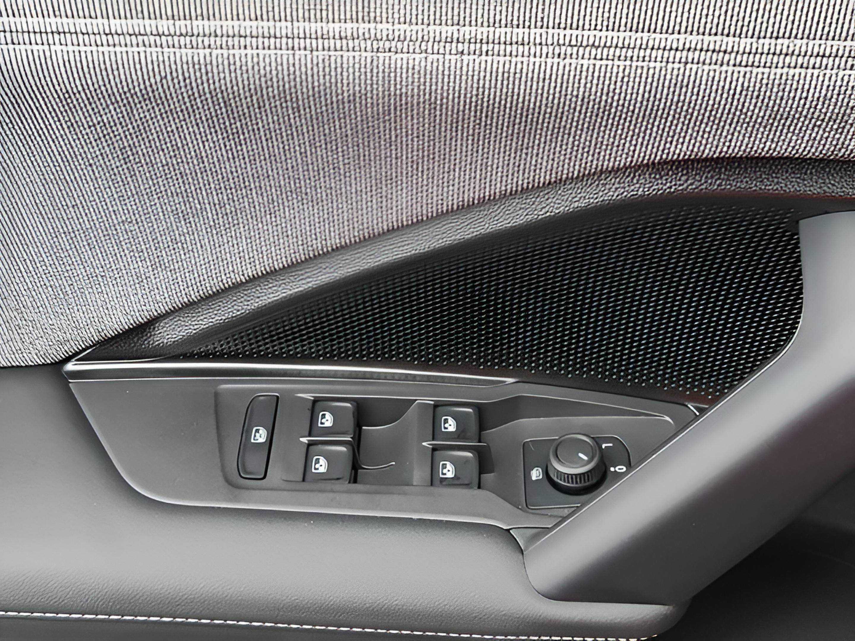 New 2026 Volkswagen Tiguan S image 20