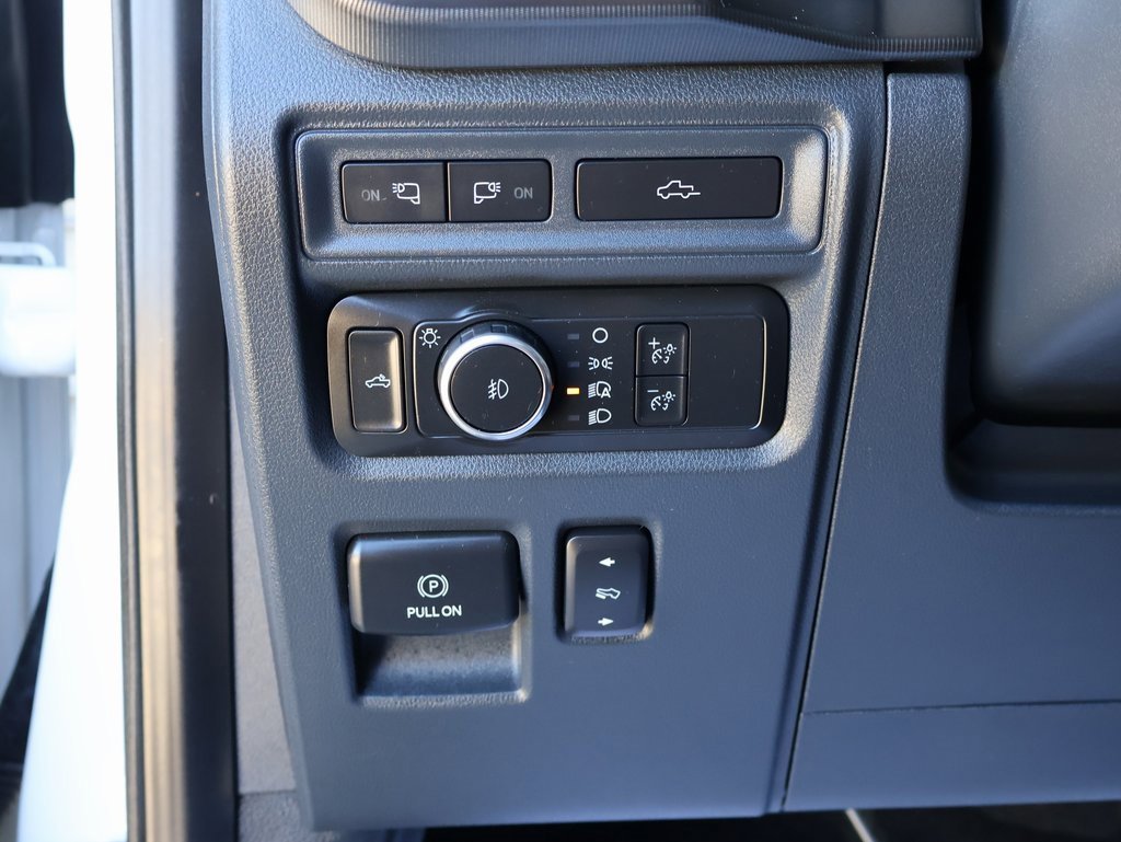 Used 2022 Ford F150 Platinum w/ Equipment Group 701A High image 13