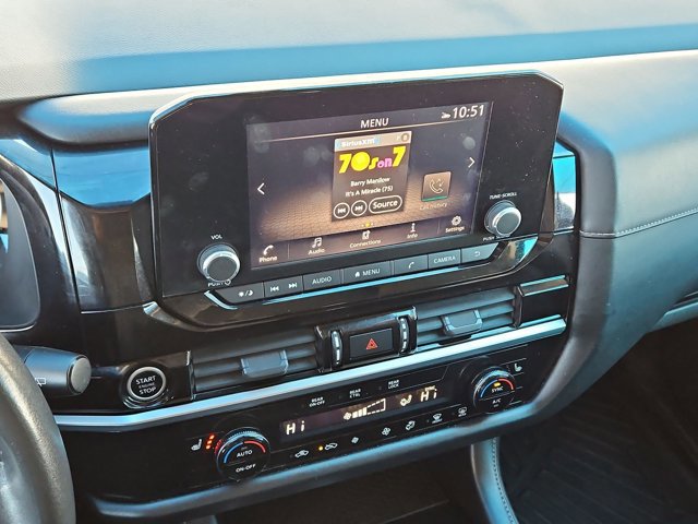 Used 2022 Nissan Pathfinder SV w/ SV Premium Package image 11