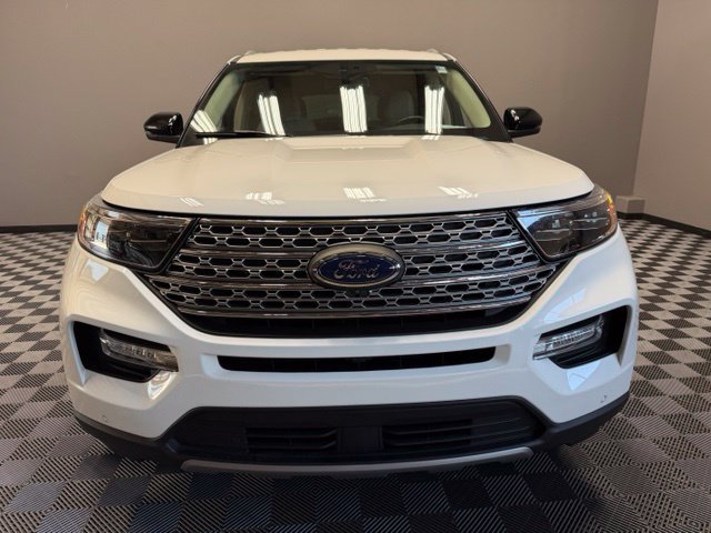 Used 2021 Ford Explorer Limited w/ Hybrid Equipment Group 310A AWD/4WD image 4