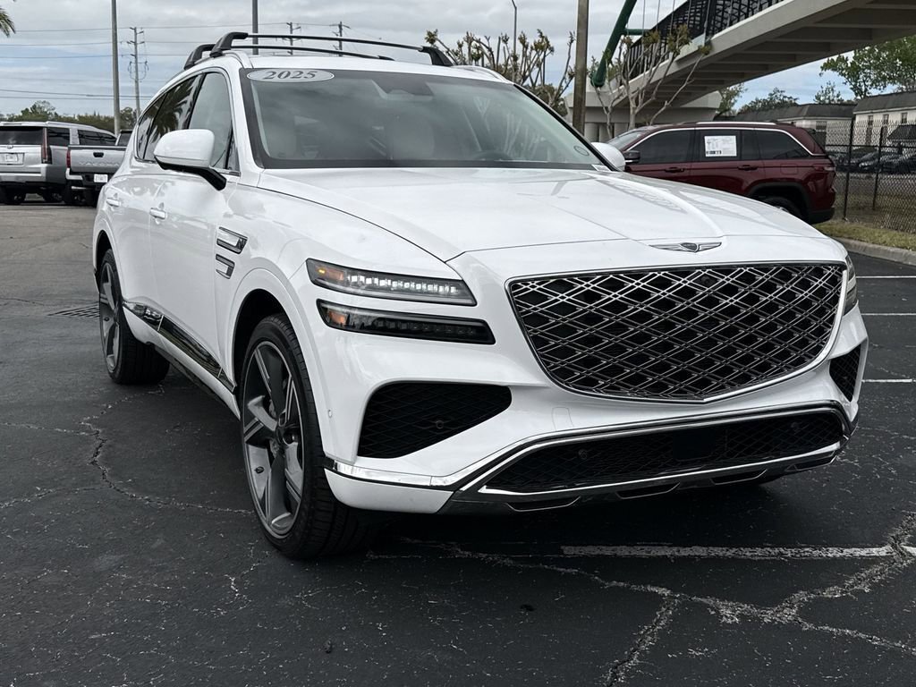 Used 2025 Genesis GV80 2.5T Prestige image 12