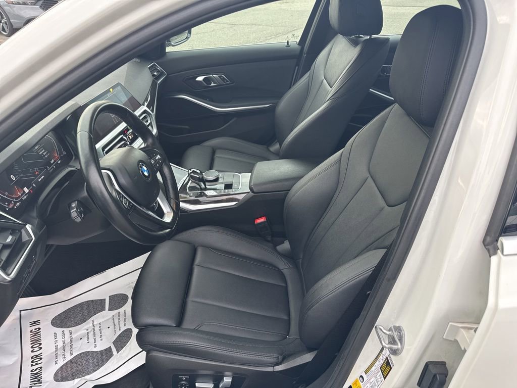 Used 2021 BMW 330i xDrive Sedan w/ Convenience Package image 16