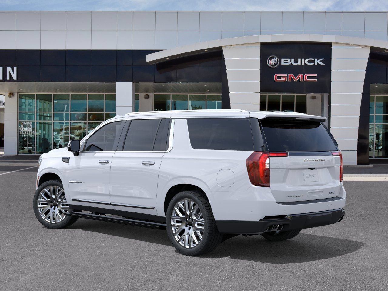 New 2026 GMC Yukon XL Denali Ultimate w/ LPO, Floor Liner Package AWD/4WD image 3