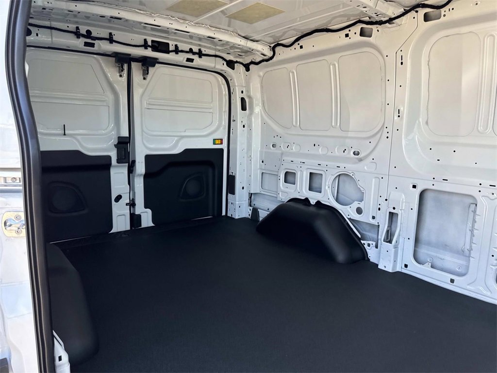 New 2025 Ford Transit 250 Low Roof image 18