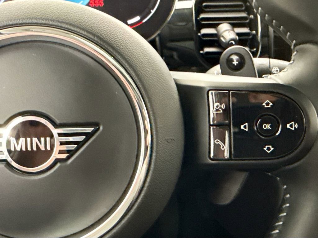 Used 2023 MINI Cooper S FWD image 12