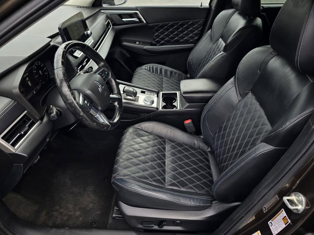 Used 2022 Mitsubishi Outlander SEL FWD image 25