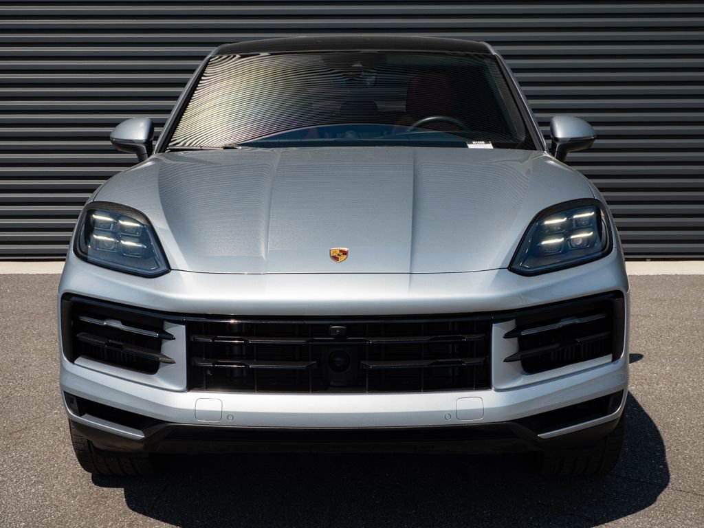 Certified 2024 Porsche Cayenne Coupe AWD/4WD image 37