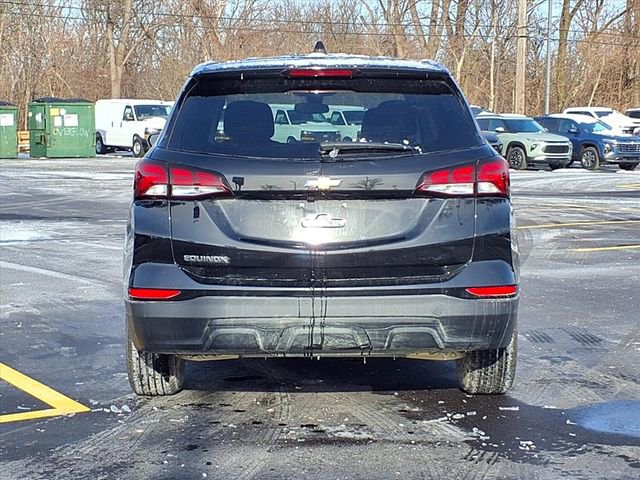 Used 2024 Chevrolet Equinox LS w/ LS Convenience Package image 18
