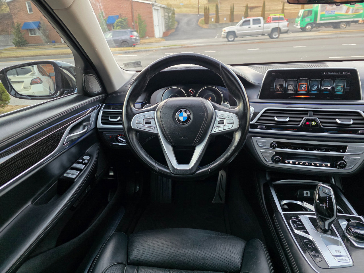 Used 2017 BMW 740e xDrive AWD/4WD image 20