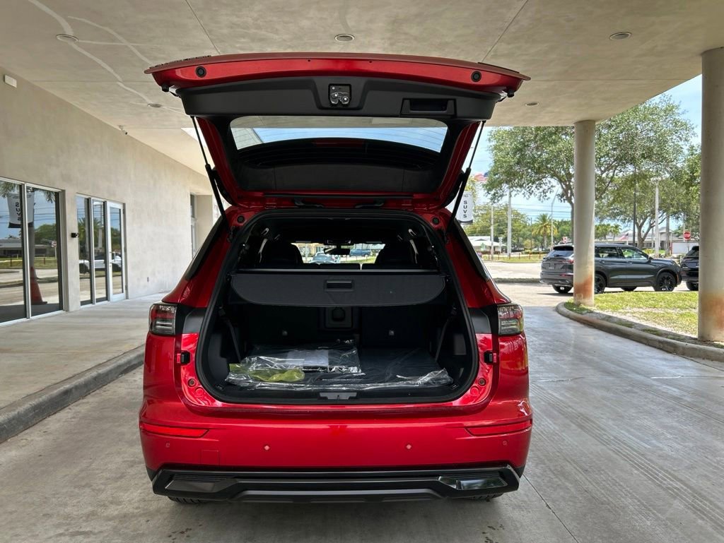 New 2026 Mitsubishi Outlander LE FWD image 29