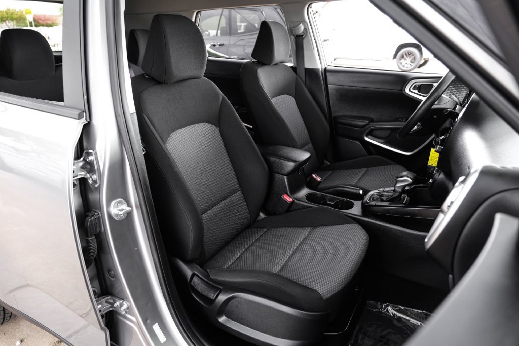 Used 2022 Kia Soul LX w/ Technology Package FWD image 32