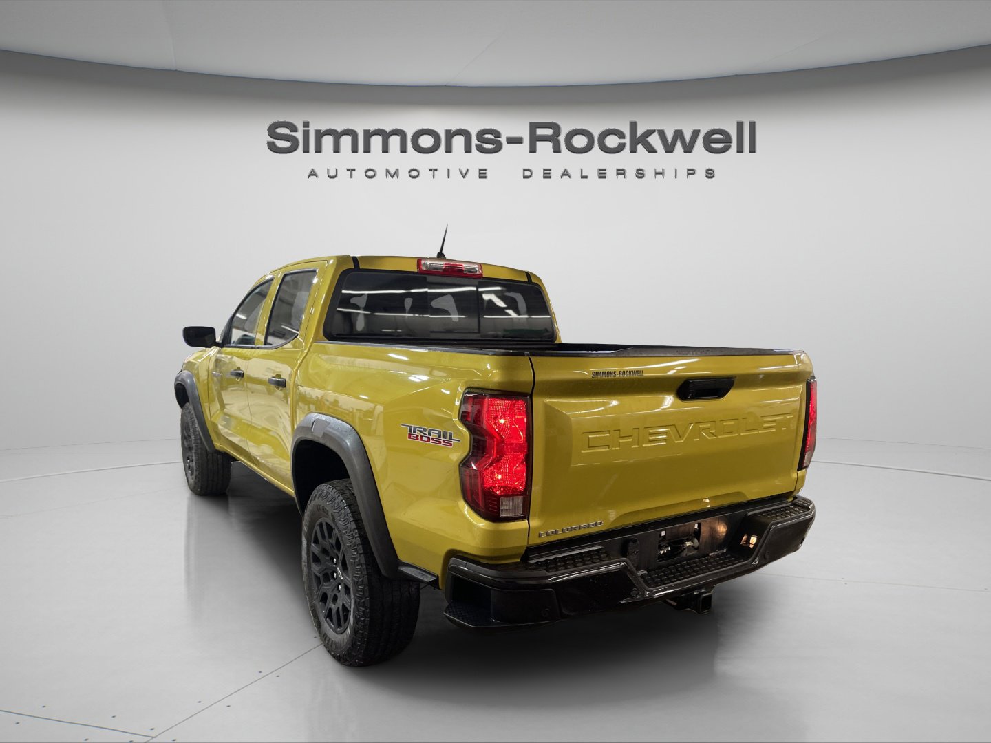 Used 2023 Chevrolet Colorado Trail Boss w/ Advanced Trailering Package AWD/4WD image 7