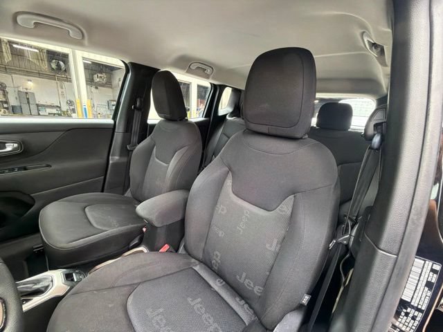 Used 2016 Jeep Renegade Sport w/ Power & Air Group FWD image 20