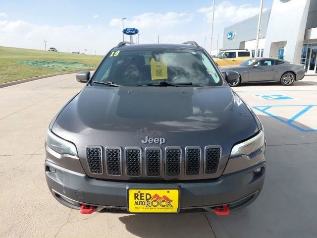 Used 2019 Jeep Cherokee Trailhawk w/ Cold Weather Group AWD/4WD image 9