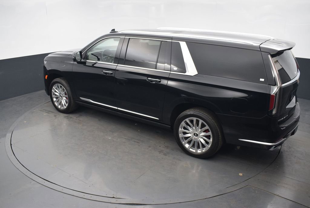 Certified 2024 Cadillac Escalade ESV Premium Luxury w/ Performance Package image 45