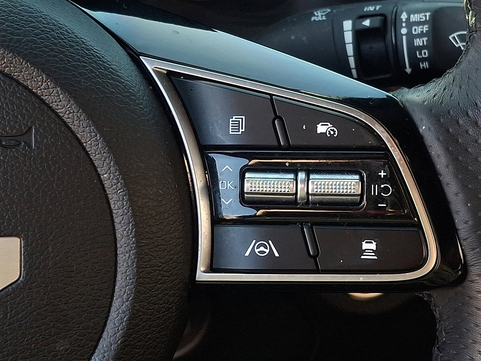 Certified 2024 Kia Forte GT-Line image 22