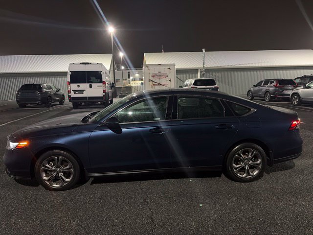 Used 2024 Honda Accord EX image 2