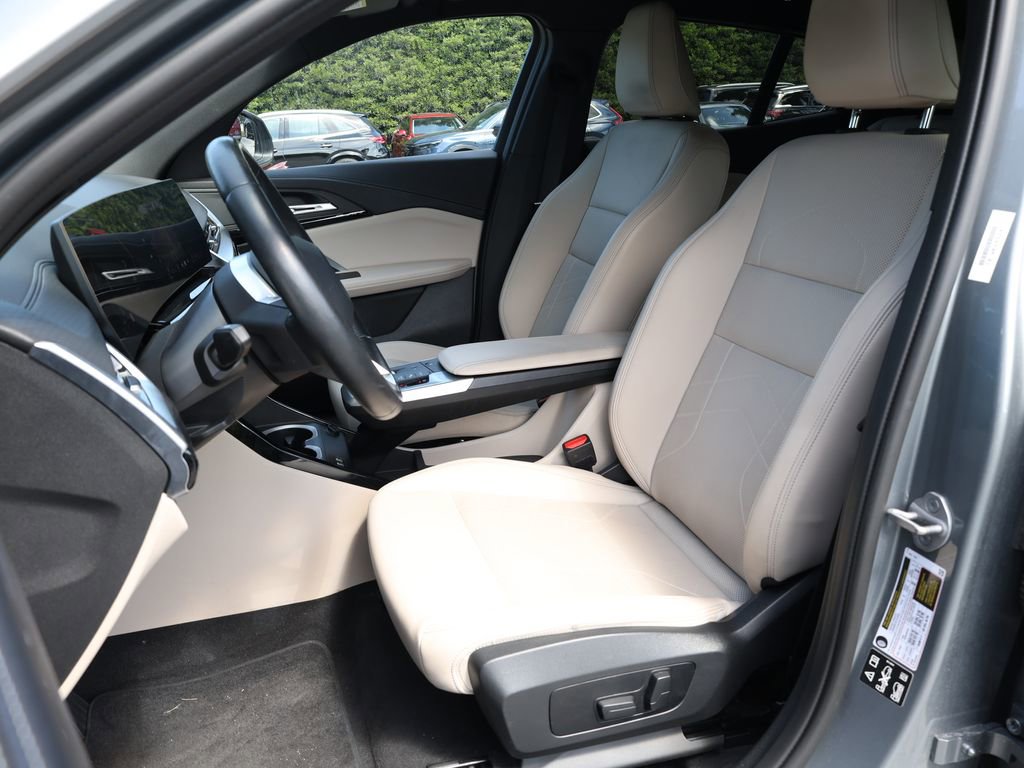 Used 2025 BMW X2 xDrive28i w/ Convenience Package image 16