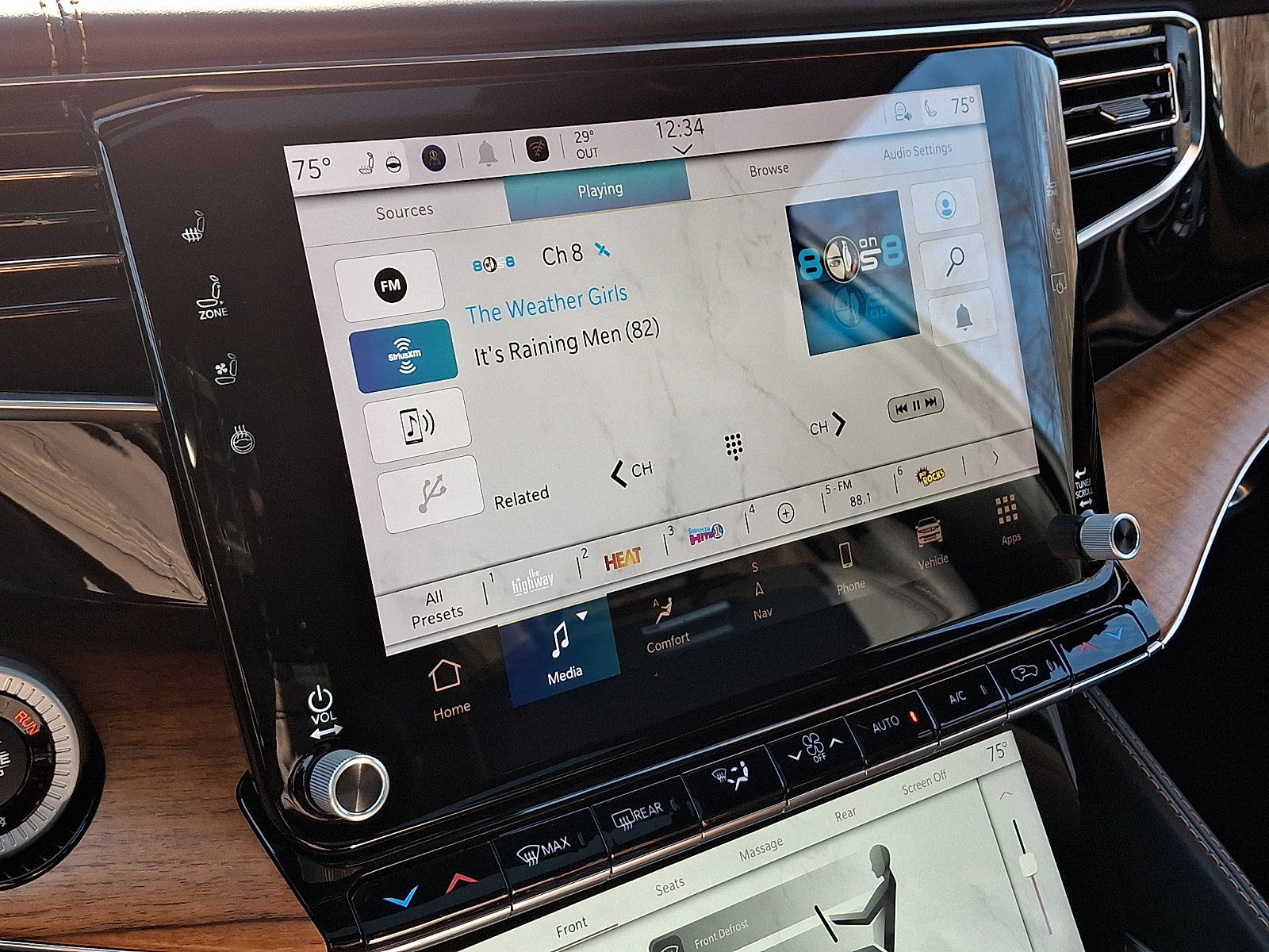 Certified 2022 Jeep Grand Wagoneer Series III image 21