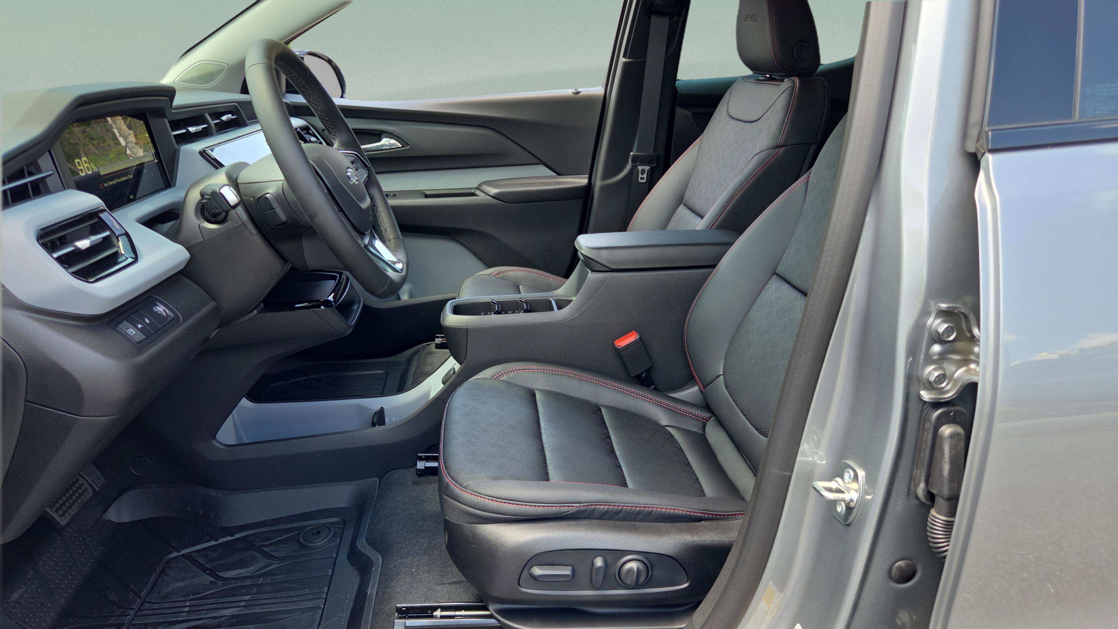 New 2027 Chevrolet Bolt RS w/ LPO, All-Weather Package FWD image 9