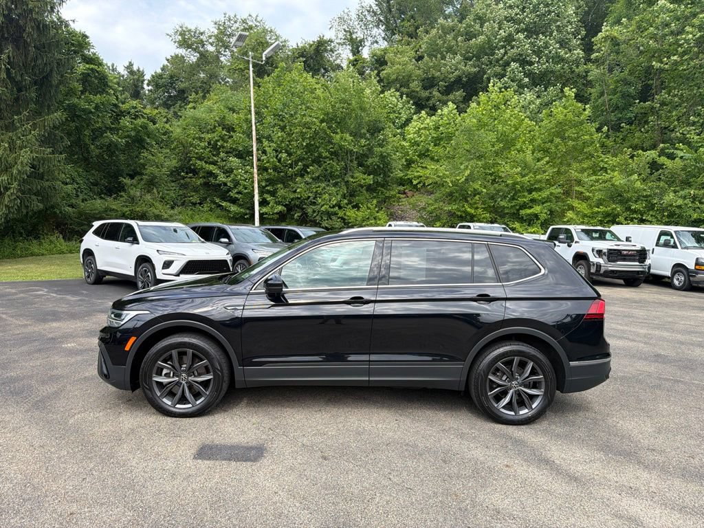 Used 2024 Volkswagen Tiguan Wolfsburg Edition AWD/4WD image 6