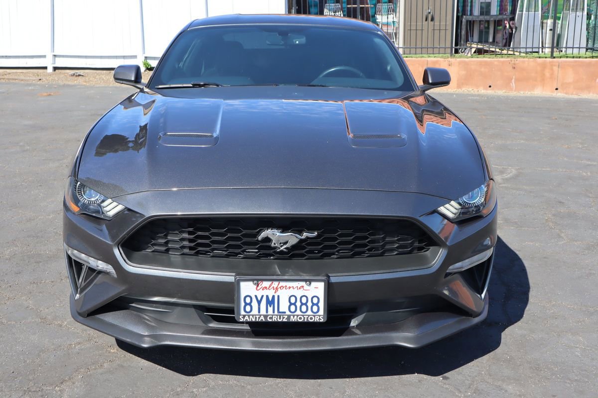 Used 2020 Ford Mustang Coupe image 2