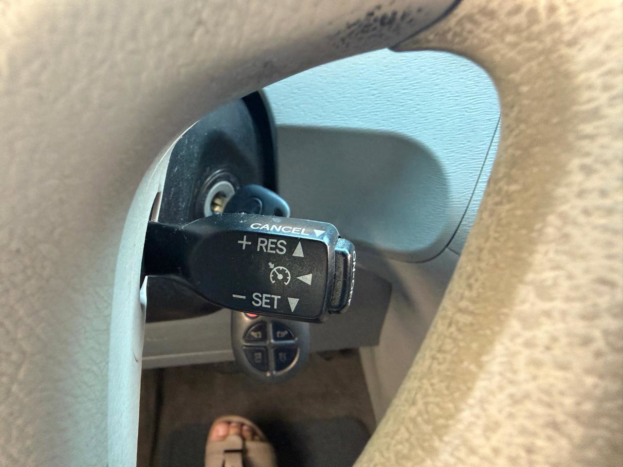 Used 2012 Toyota Sienna LE FWD image 21