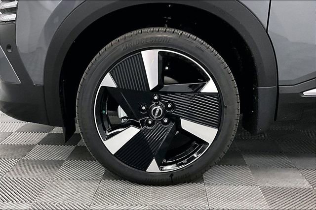 New 2026 Nissan Kicks SR w/ SR Premium Package image 12