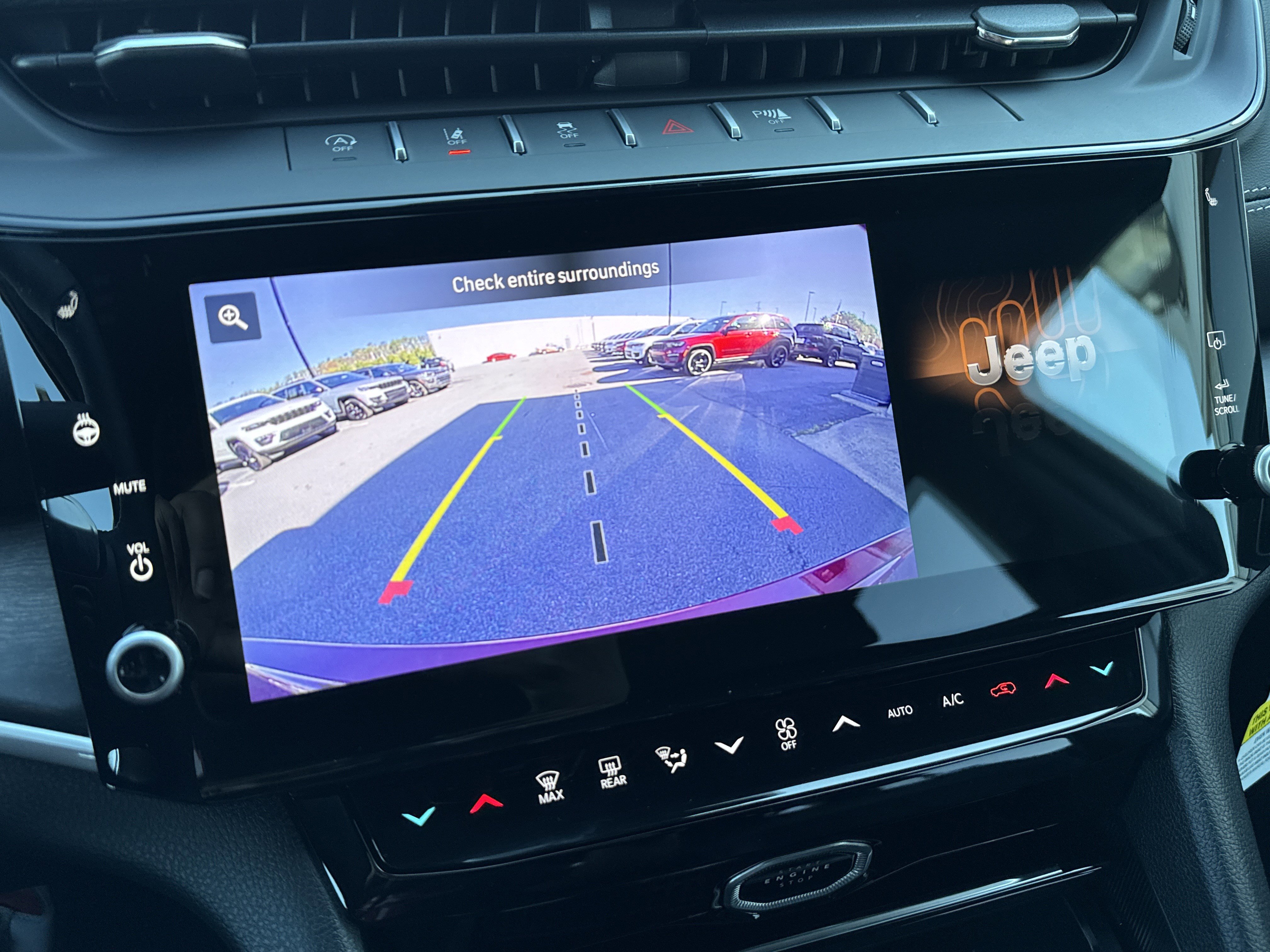 New 2026 Jeep Grand Cherokee Altitude image 35