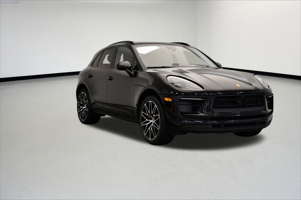 Used 2023 Porsche Macan S image 9