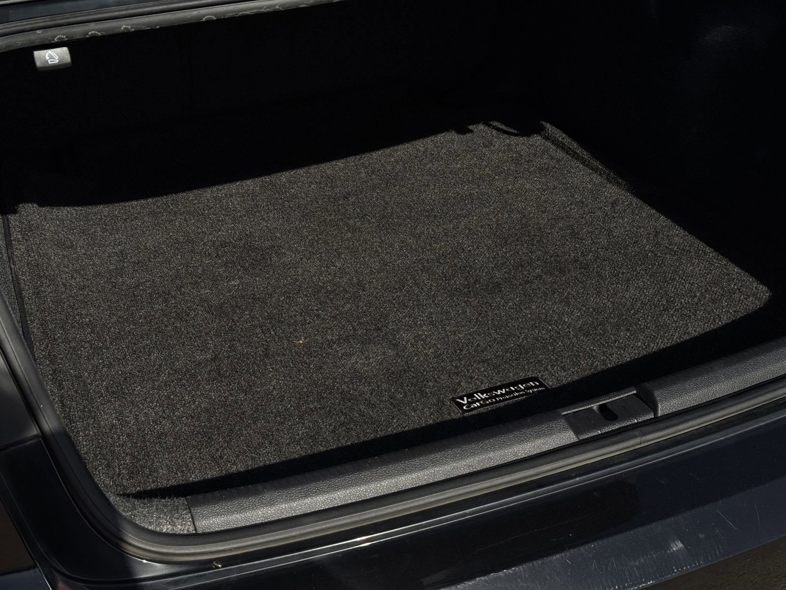 Used 2016 Volkswagen Passat 1.8T S image 29