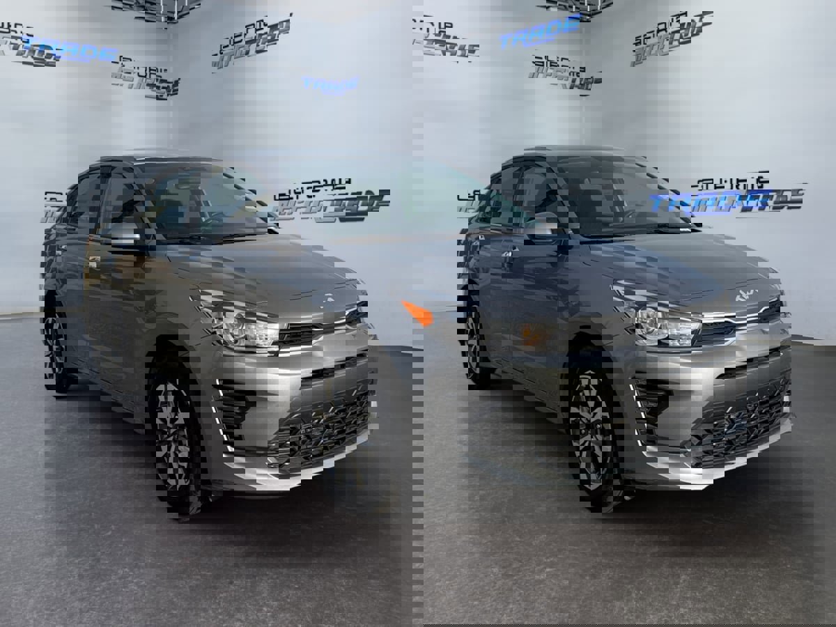 Used 2023 Kia Rio S w/ Technology Package image 3