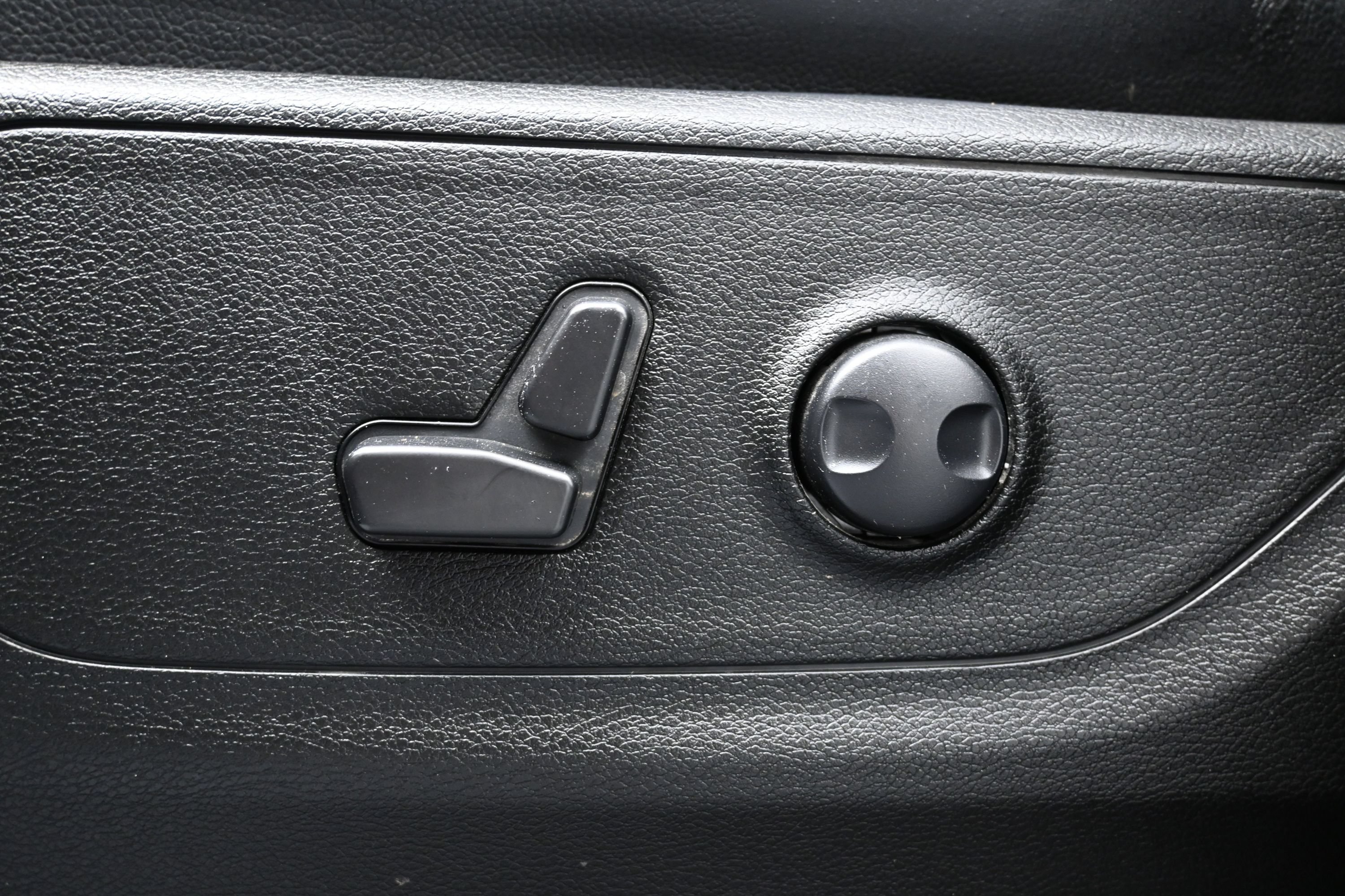 Used 2023 RAM 1500 Big Horn AWD/4WD image 10
