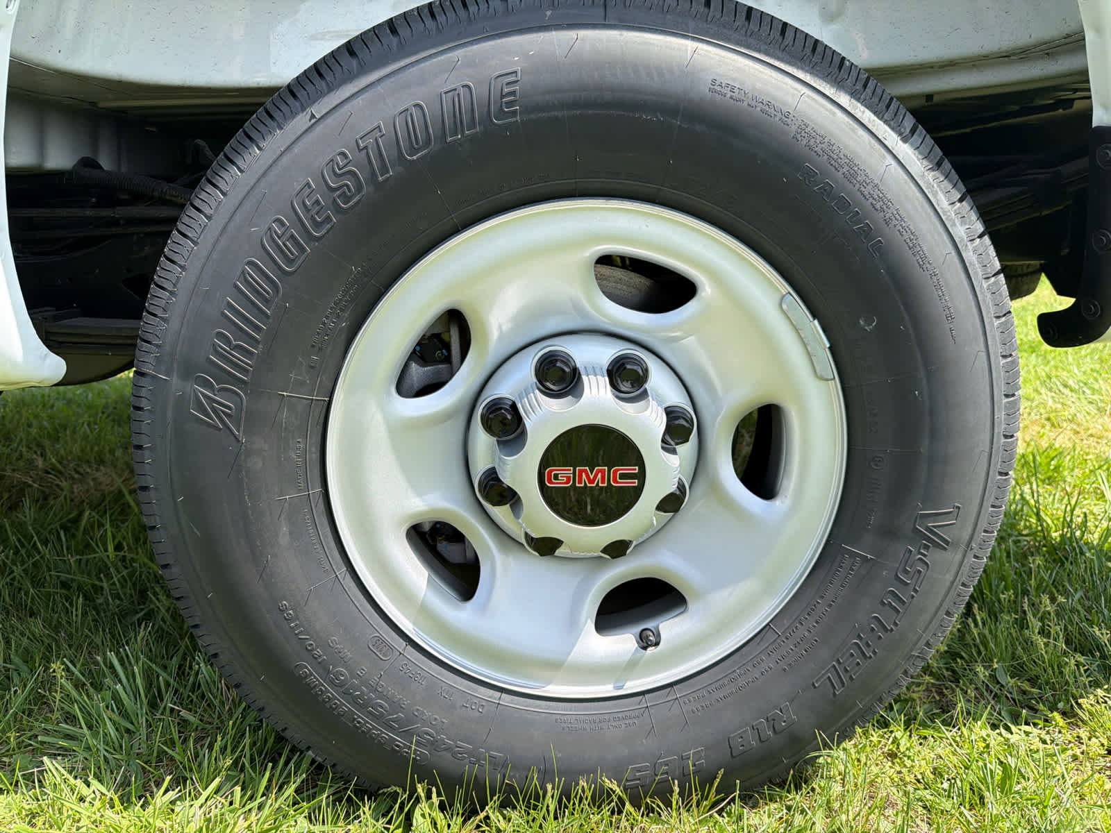 New 2025 GMC Savana 2500 w/ Driver Convenience Package RWD image 14