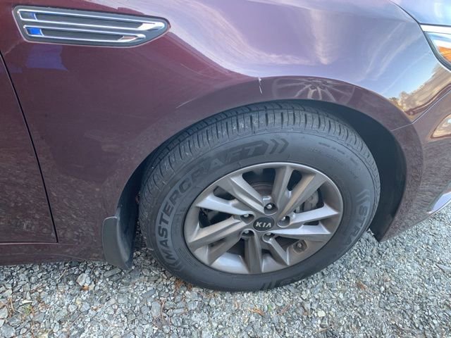 Used 2020 Kia Optima LX image 7