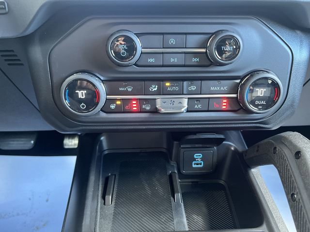 New 2025 Ford Bronco Outer Banks w/ Sasquatch Package AWD/4WD image 16