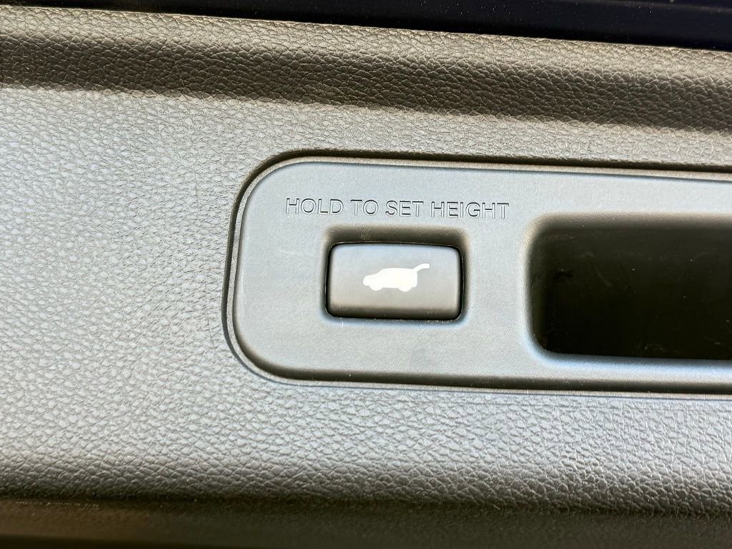 Used 2023 Honda Odyssey Touring image 24