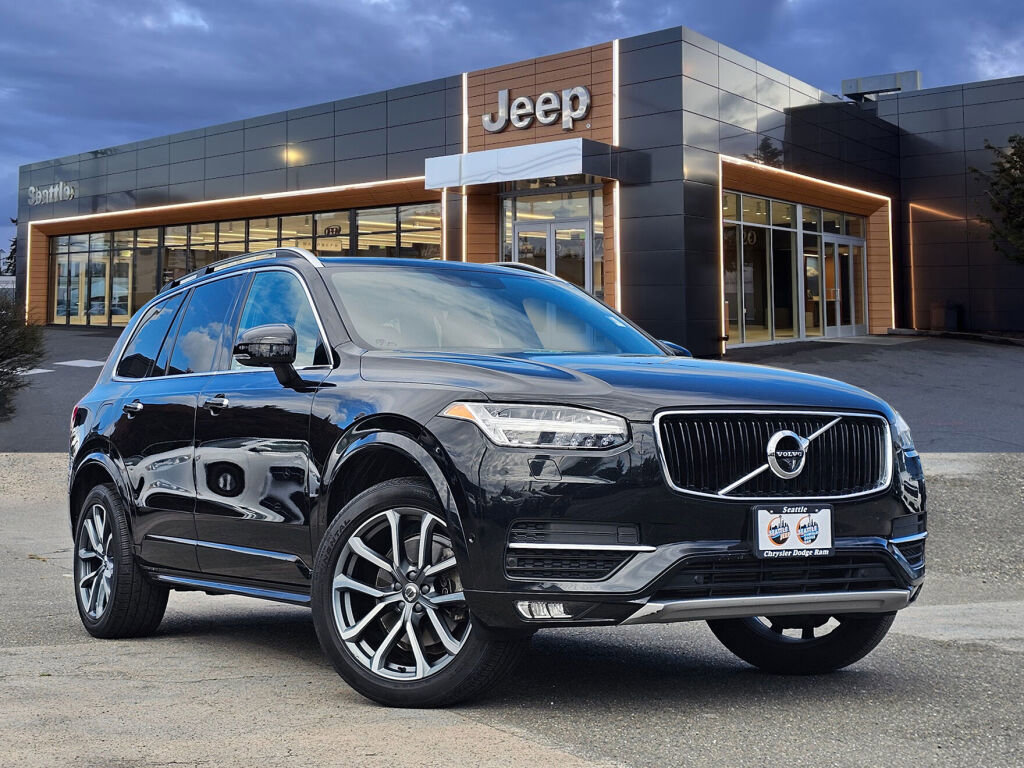 Used 2018 Volvo XC90 T6 Momentum w/ Convenience Package