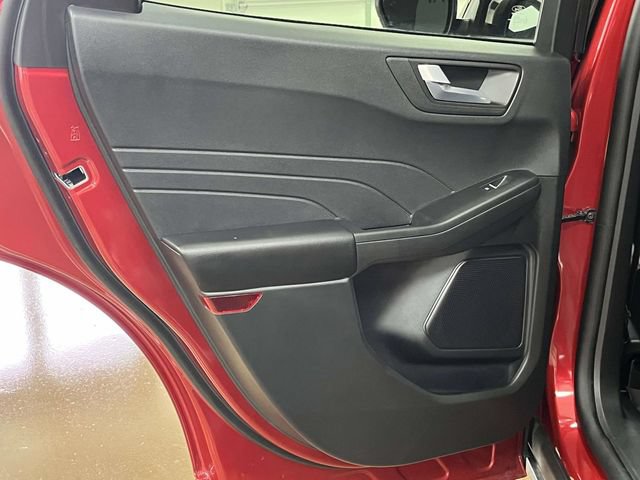 Used 2025 Ford Escape ST-Line w/ Equipment Group 301A FWD image 20