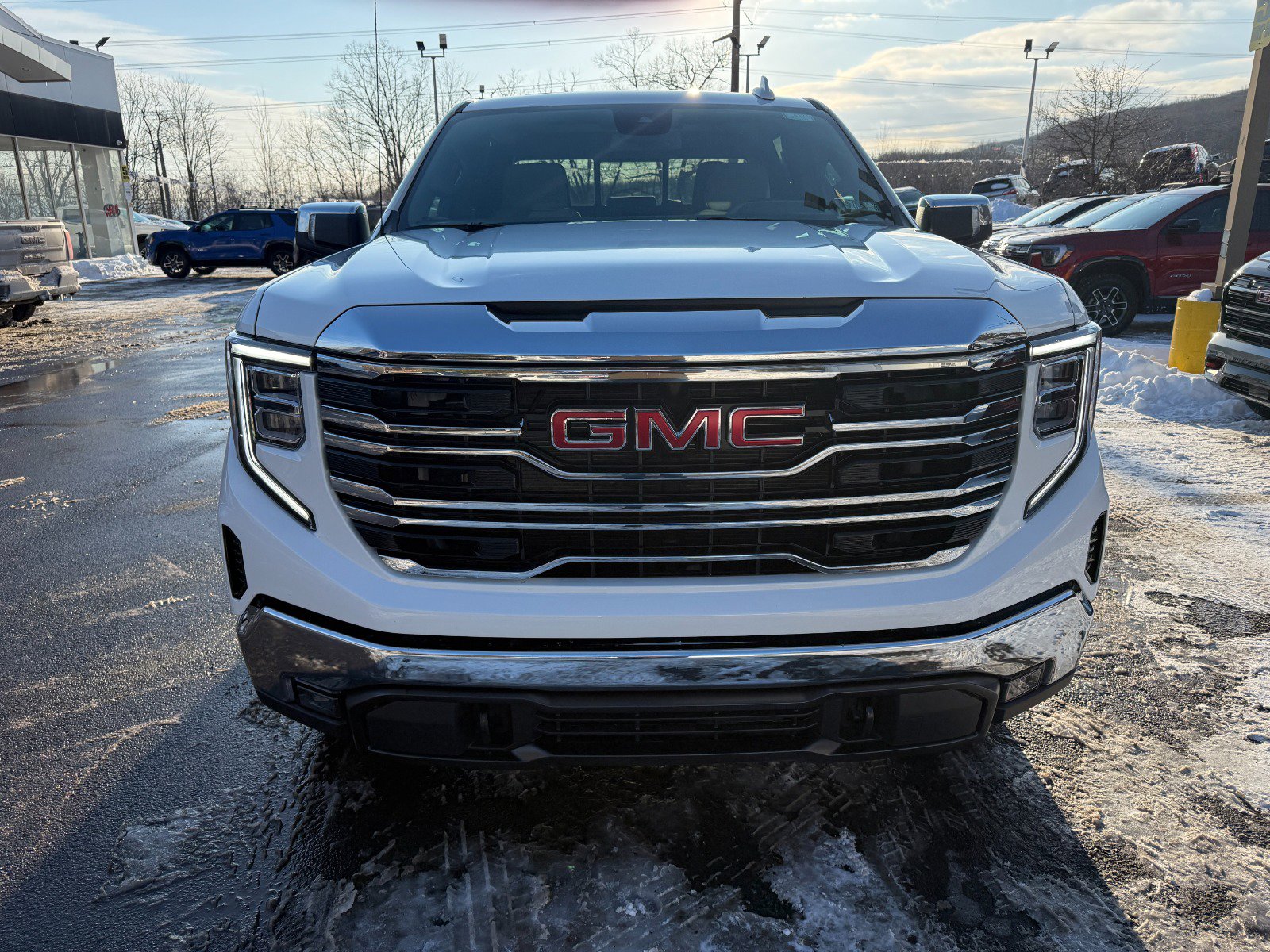 New 2026 GMC Sierra 1500 SLT w/ SLT Premium Package image 8